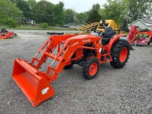 รถแทรกเตอร์ขนาดเล็ก Kubota L4760 มือสอง ความเร็วรอบเครื่องยนต์ 2475 รอบต่อนาที ความเร็ว PTO ด้านหลัง 540 รอบต่อนาที มีขาย - Product Image 4