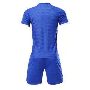 ชุดฟุตบอลผ้าโพลีเอสเตอร์สำหรับผู้ใหญ่น้ำหนักเบาและสำหรับฤดูร้อน - Product Image 2