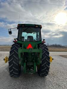 Asequible 4X4 Johnn-Deere 6130R Modelo de tractor para la venta/130 Tractor multifuncional con aire acondicionado y cabina a precios baratos - Product Image 3