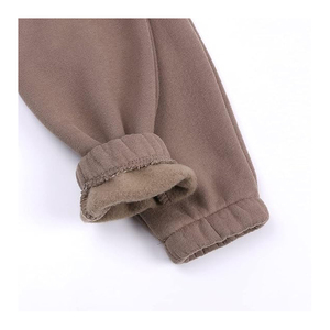 Survêtement personnalisé pour enfants avec une collection de vêtements de sport de haute qualité pour l'extérieur, une collection très demandée - Product Image 5