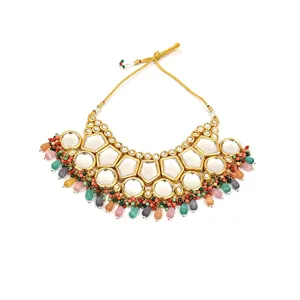 Ensemble collier et boucles d'oreilles Monalisa en laiton plaqué or 24 carats, alliage de zinc, style classique, serti de cristaux de strass, pour femmes - Product Image 4