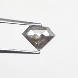 DIAMANT RARE 0.74 Ct. Bague de fiançailles en diamant naturel taillé au pentagone pour un très bon polissage certifié - Product Image 6