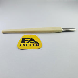 Pousse-cuticules personnalisé avec logo, 12 cm, lame en acier inoxydable et manche en plastique, certifié ISO 9001:2015 pour les soins des ongles - Product Image 3