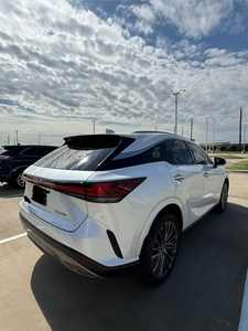 Pre-owned Clean 2024 Lexu-s RX 350 Luxury Sport Utility 4D - Product Image 6