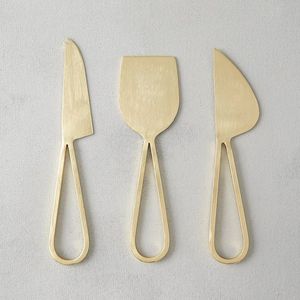 Exquisito Servidor de pasteles de metal de lujo con mango Premium diseñado para reuniones de lujo, utensilios de cocina elegantes, presentación elegante - Product Image 1