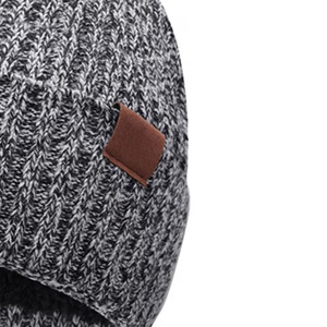 Gorros de Punto de Color Sólido Premium Unisex, Impresión de Logotipo Personalizado, Impresión Digital Disponible, Todos los Colores y Tamaños, Estilo Urbano Común - Product Image 2