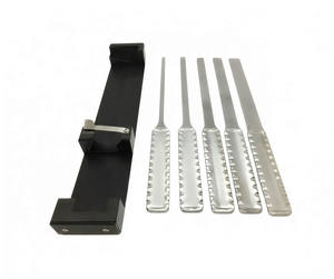 Juego de osteótomos de hoja recta con patrón Scaglietti diseñado para procedimientos precisos de corte óseo y remodelación de estructuras óseas - Product Image 1