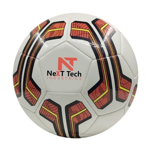 Ballon de football d'entraînement Next Tech Industries en matériau PU pour l'entraînement avec un design personnalisé et un logo personnalisé - Product Image 1