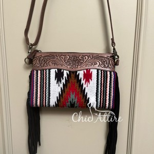 Nouveau Western élégant sellé couverture en cuir usiné sacs à bandoulière en cuir aztèque de haute qualité sacs à bandoulière Vintage Multi couleur sacs - Product Image 1