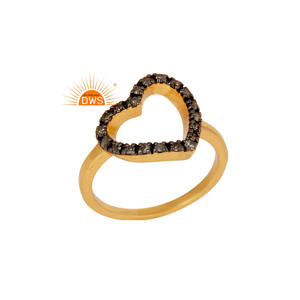 Pave Diamond Set Heart Design Ring Joyería para mujer Regalo para ella Impresionante anillo de plata esterlina chapado en oro de 18 quilates Proveedor de joyas - Product Image 1