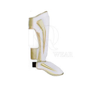 Espinilleras Deportivas de Cuero, Ligeras, Protección Profesional, Ajuste Cómodo y Ajustable, Perfectas para Entrenamientos y Partidos de Fútbol - Product Image 4