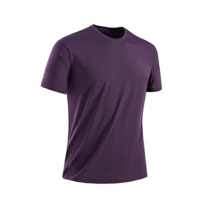 Camiseta Deportiva de Manga Corta para Hombre, Cuello Redondo, Holgada, de Tela Fresca y Ligera, de Secado Rápido y Transpirable, Diseño Minimalista Azul Real Sólido - Product Image 3