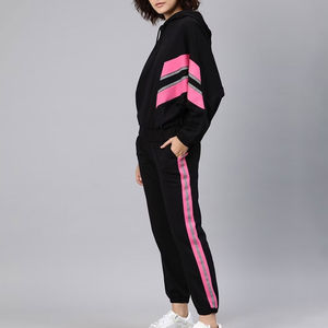 ชุดวอร์มสำหรับผู้หญิงชุดวอร์มเล่นกีฬาระบายอากาศได้ดีแฟชั่นใหม่ - Product Image 2