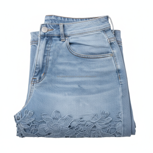 Jeans en denim personnalisés OEM pour femmes, style floral, tendance, déchirés, à jambes larges, vente en gros, nouveau style - Product Image 6