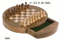 Jeu d'échecs en laiton à Base de bois, dernière conception, or Antique poli, jeu d'échecs en laiton lesté avec boîtier en aluminium métal