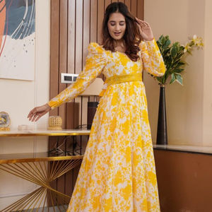 Meilleure combinaison de couleurs de Kurti en robe longue Anarkali Kurti Suit en matière Georgette Prêt-à-porter Acheter auprès du fabricant du Gujarat - Product Image 1