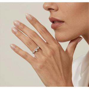 Bague Jeulia à trois pierres en forme de cœur, diamant cultivé en laboratoire, en or 10K, 14K, 18K ou en platine - Product Image 5