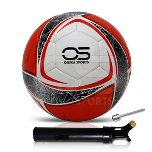 Balón de fútbol de alta resistencia para entrenamiento diario diseñado con costuras confiables y paneles suaves al tacto - Product Image 3