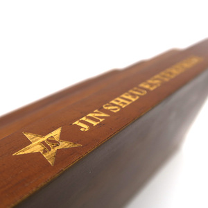 Support d'affichage en bois pour pièces commémoratives de collection personnalisées - Product Image 6