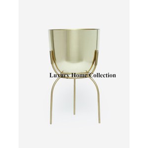 Pots et jardinières d'affichage de fleurs à trois jambes en aluminium poli argenté brillant pour la décoration du hall de la maison et de l'hôtel - Product Image 3