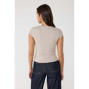 Camiseta de manga corta y cuello redondo - Product Image 5