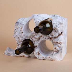Porte-bouteille en marbre blanc maintient votre bouteille de vin stable et accessible tout en servant de centre de table décoratif - Product Image 5