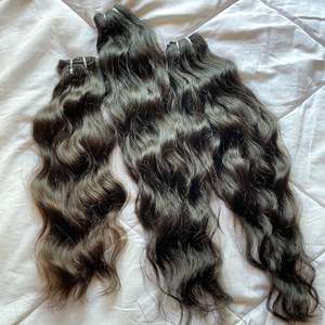 Extensiones de Cabello Humano Virgen Remy VGP 100% Indio, Ondulado y Rizado, en Paquetes de 18, 20 y 22 Pulgadas, Doble Trama a Máquina, 100g, Todos los Colores - Product Image 3