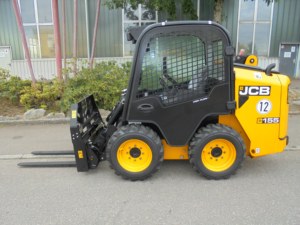 JCB 155 HF Skid Steer Loader 9 tonnes Charge nominale Chargeuse sur chenilles 1 an de garantie Condition d'occasion Noyau de pompe à roulement de moteur - Product Image 5