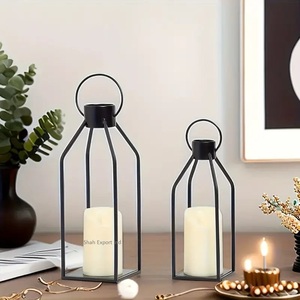Lanternes à bougie suspendues et de table en fil métallique noir les plus vendues pour la décoration de la maison et du salon Ensemble de 2 lanternes - Product Image 4