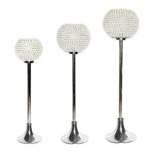 Bougeoir pilier en or avec globe en cristal pour décorations de table Bougeoir en T fait main en métal au design unique sur base - Product Image 2