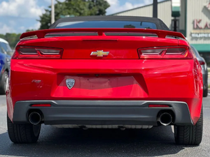 2016 Chevrolet Camaro 1LT RWD 2.0L Turbocharged Herramienta de mano seminueva automática de 8 velocidades - Product Image 2
