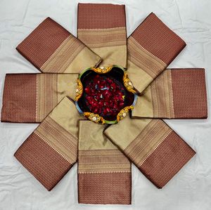 DERNIÈRE CONCEPTEUR BEAU RICHE PALLU JACQUARD TRAVAIL SUR TOUT LE SAREE. - Product Image 5