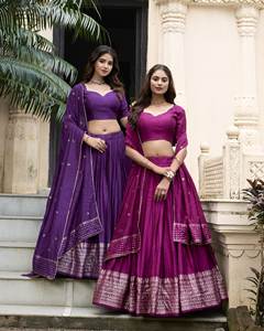 Lehenga choli ชุดปาร์ตี้ที่มีหลายสีที่กำหนดเองพิมพ์และเย็บปักถักร้อยด้วยมือ - Product Image 4