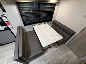 Nueva Remolque de Campamento Silver Lake LE 1600R-B-L-E 2025 E-a-s-t To W-e-s-t S-i-l-v-e-r L-a-k-e en Venta para Camping y Viajes - Product Image 4