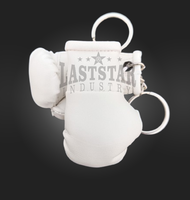 Porte-clés de boxe professionnel en cuir PU miniature de haute qualité, avec fermeture à lacets et auto-agrippante, respirant, couleur personnalisable