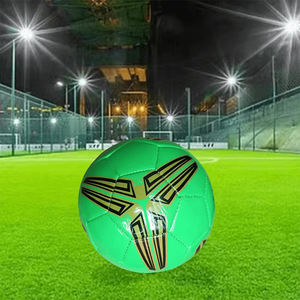 Último diseño de moda Fútbol 100% Balón de fútbol de buena calidad con precio barato y logotipo y diseño personalizados - Product Image 1