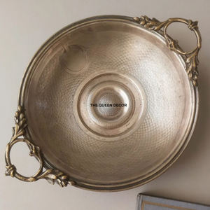 Bol décoratif élégant en métal, forme unique, finition brillante, poignée fantaisie, finition brillante, vente en gros - Product Image 5