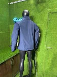 Chaquetas Softshell con cuello levantado totalmente personalizadas 100% poliéster impermeable bordado Logo impermeable a prueba de viento - Product Image 4