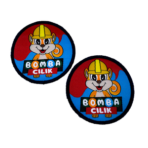 Etiquette personnalisée en tissu découpé au laser avec doublure blanche pour joindre des pièces textiles et renforcer la structure des étiquettes tissées - Product Image 2