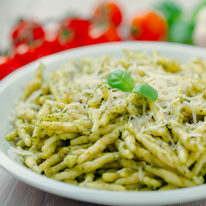 Sauce pour pâtes Pesto Italien Vegan au basilic dans un bocal en verre personnalisable pour marque privée 12x190g 6,7oz - Product Image 2