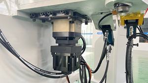 Cintreuse de tube de <span class=keywords><strong>tuyau</strong></span> de frein automobile de haute qualité cintreuse de <span class=keywords><strong>tuyau</strong></span> de servomoteur de cintrage entièrement automatique pour l'acier inoxydable - Product Image 4