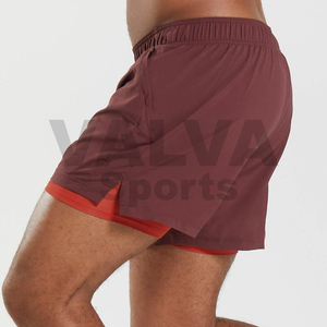 Shorts de sport décontractés haut de gamme pour hommes – Qualité supérieure, coupe ajustée, polyester/spandex, design entraînement, fabriqué au Pakistan, taille XS, motif uni - Product Image 4