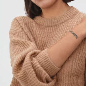 เสื้อสเวตเตอร์ถักสำหรับผู้หญิงเสื้อสเวตเตอร์คอกลมสีพื้นสวมใส่สบายตามสั่ง - Product Image 3