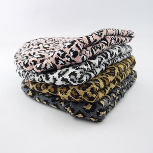 Bonnet en laine mélangée de qualité supérieure, motif uni, chaud pour l'hiver, logo personnalisé, unisexe, conçu par OEM, respirant, imperméable - Product Image 3