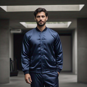 Vente en gros Veste d'hiver personnalisée pour hommes Bomber en satin matelassé avec col montant et fourrure Diverses options de personnalisation disponibles - Product Image 3