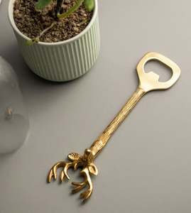 Abrebotellas de latón con acabado moderno, ecológico y duradero para decoración de bares y presentaciones de regalos - Product Image 5