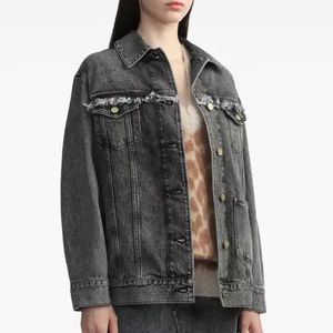 Veste en jean gris délavé pour femme, coupe ample, bordure effilochée, veste en jean vintage, vêtement décontracté à manches longues - Product Image 5