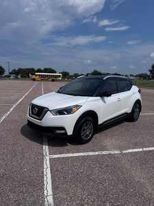 Pre-owned Clean 2019 Nissa-n kicks SR - Product Image 2