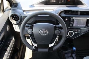 Toyota Prius C One 2018 d'occasion en bon état - Product Image 6