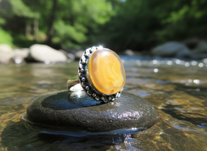 Bague en argent plaqué argentée faite à la main avec pierre précieuse ovale en agate, bijoux naturels uniques pour femmes - Product Image 3